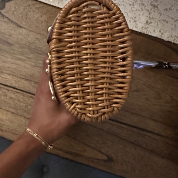 Michael Kors Wicker Summer Clutch - Picture 7 of 8